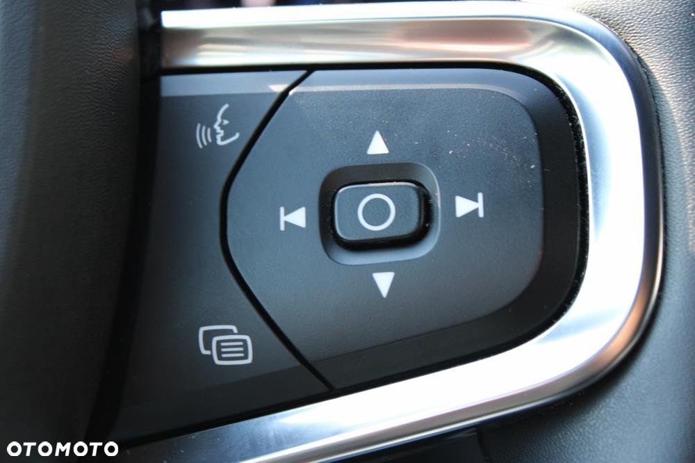 Volvo XC 40 - 17