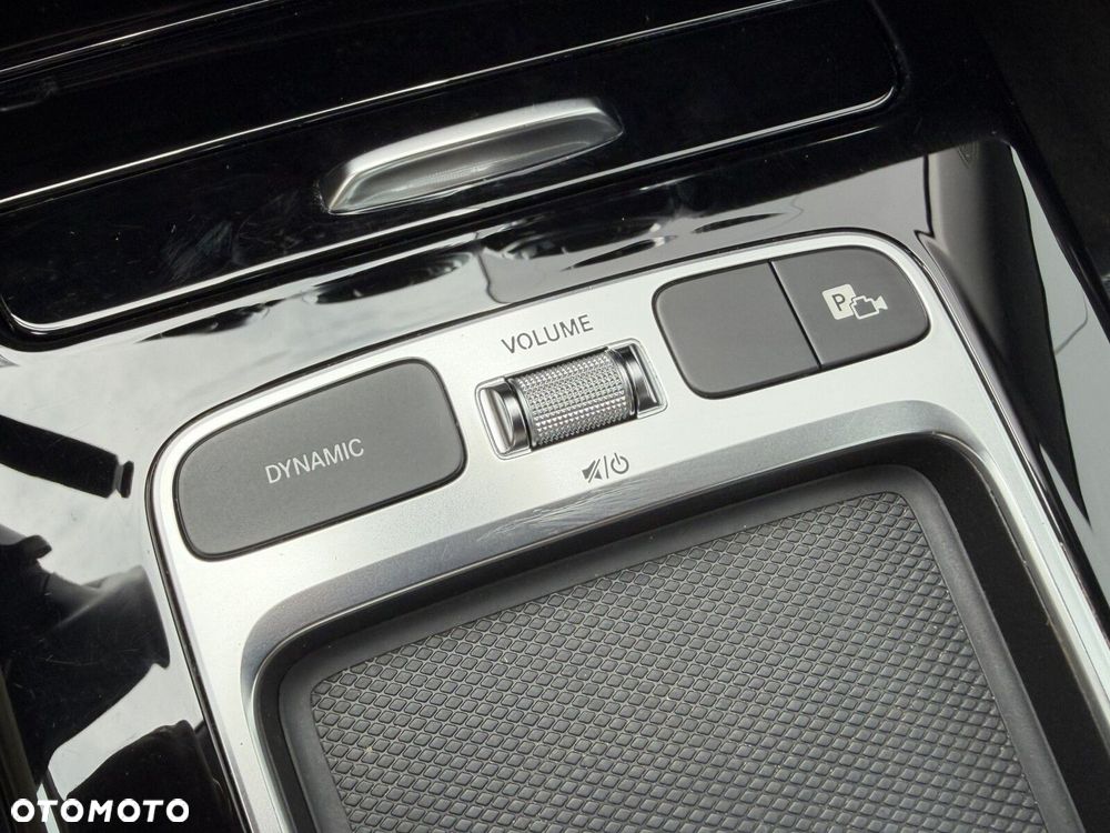 Mercedes-Benz CLA 200 mHEV 7G-DCT - 35