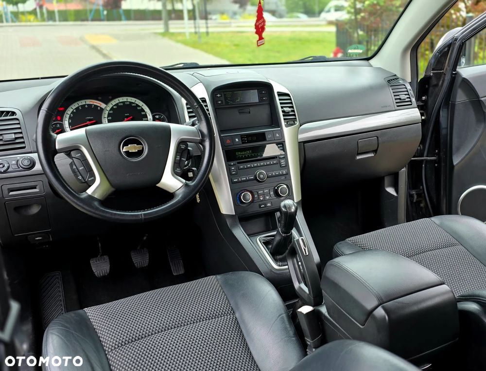 Chevrolet Captiva 2.4 4WD 7 Sitzer LT - 16