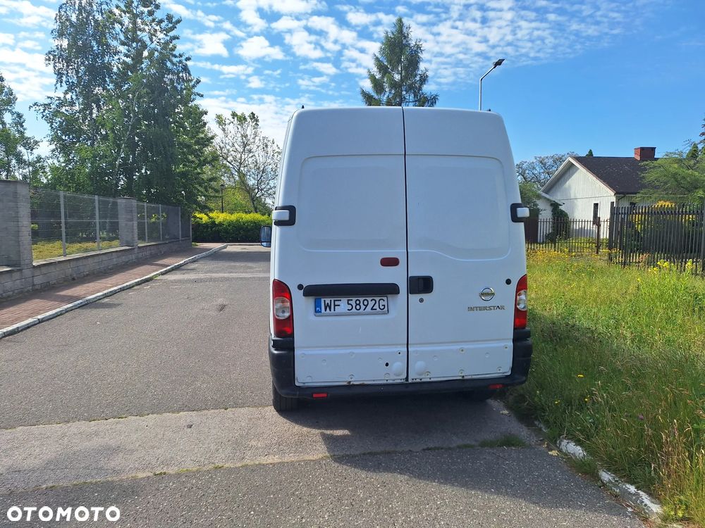Nissan Interstar - 3