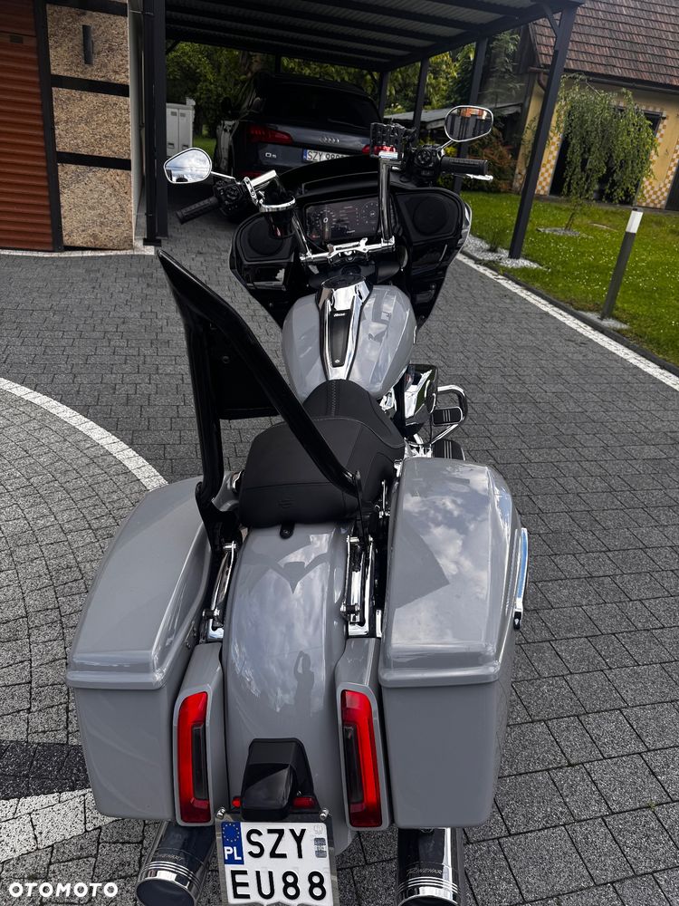 Harley-Davidson Touring Road Glide - 5