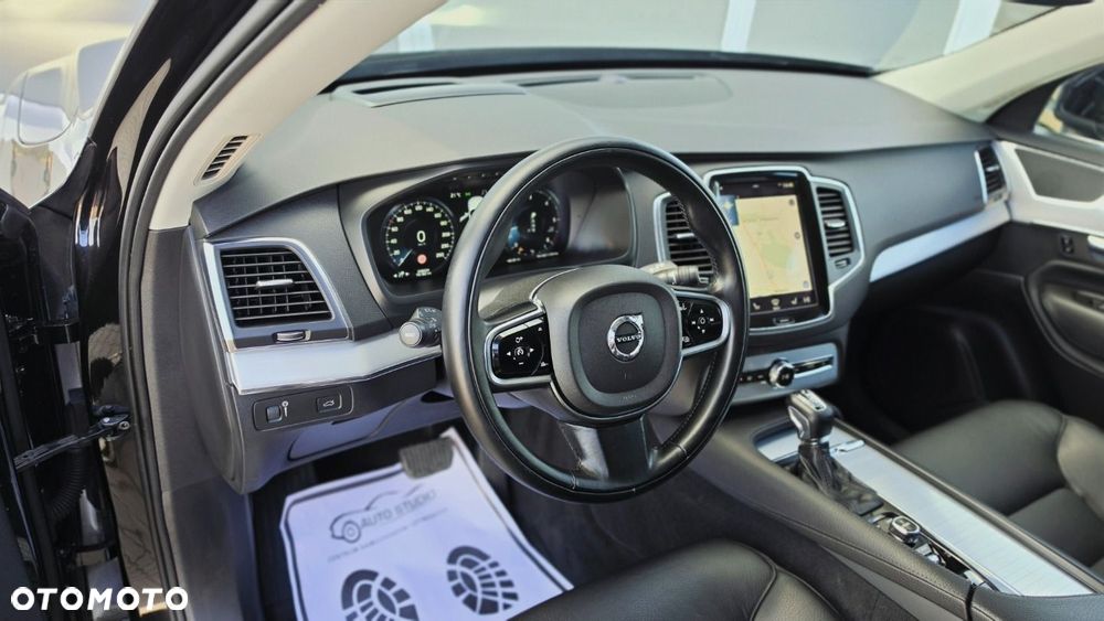 Volvo XC 90 - 10