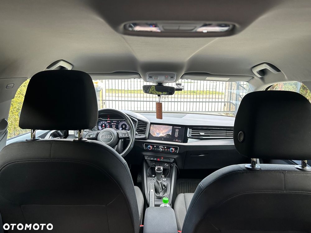Audi A1 Sportback 35 TFSI S-Line S tronic - 11
