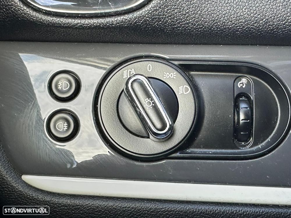 MINI Countryman Cooper SE ALL4 Auto - 23