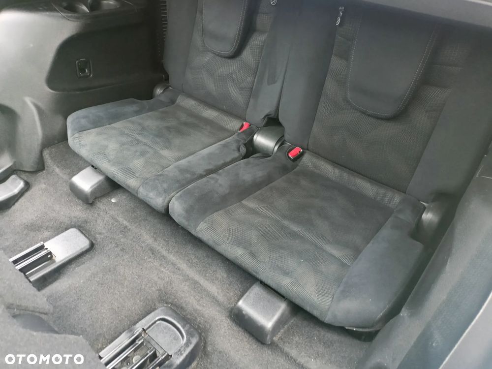 Nissan X-Trail 1.6 DCi Tekna 2WD 7os - 13