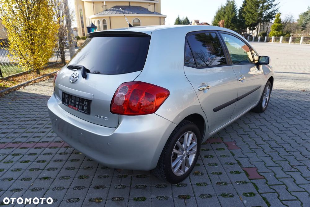 Toyota Auris 1.6 VVT-i Premium MM - 6