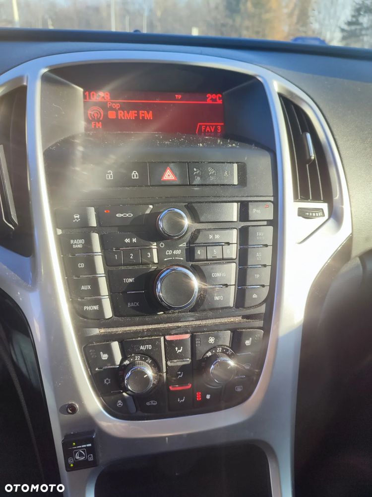 Opel Astra 1.4 T Sport S&S - 8