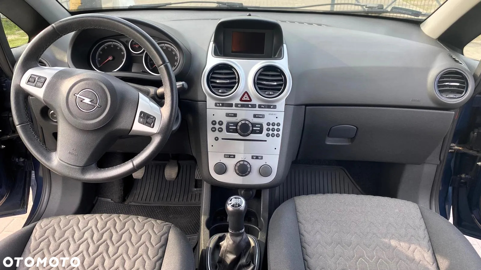 Opel Corsa 1.2 16V Edition / Active - 7