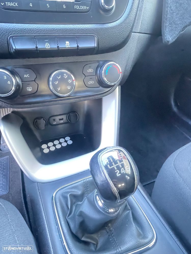 Kia Ceed SW 1.4 CRDi ECO - 11