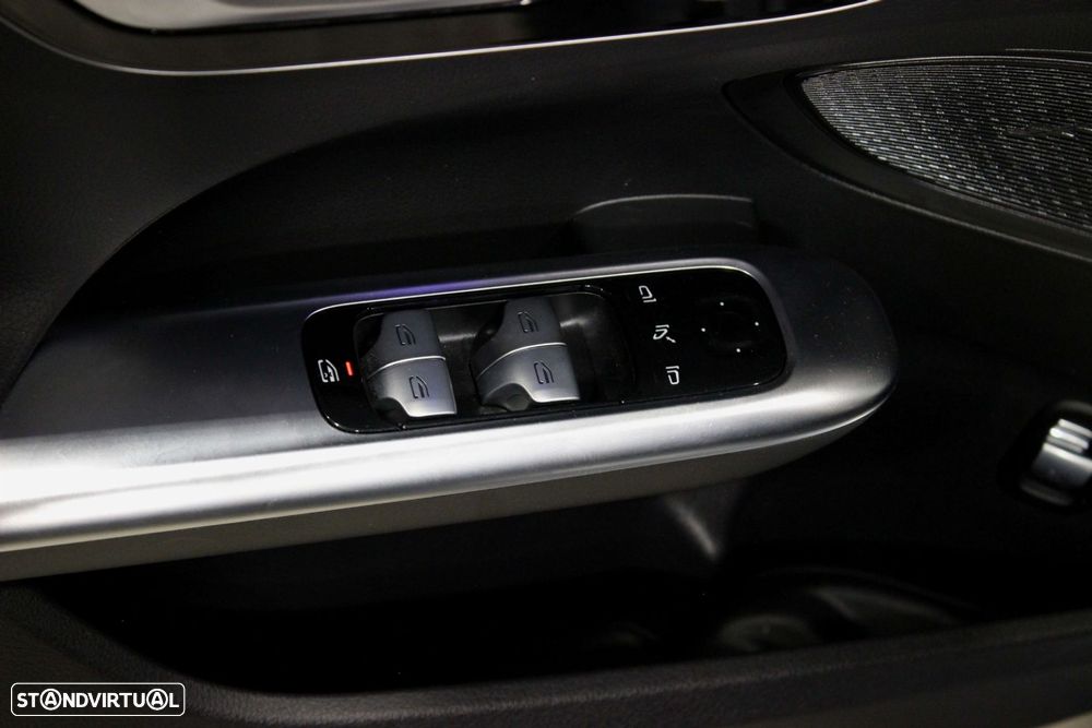 Mercedes-Benz C 300 de AMG Line - 15