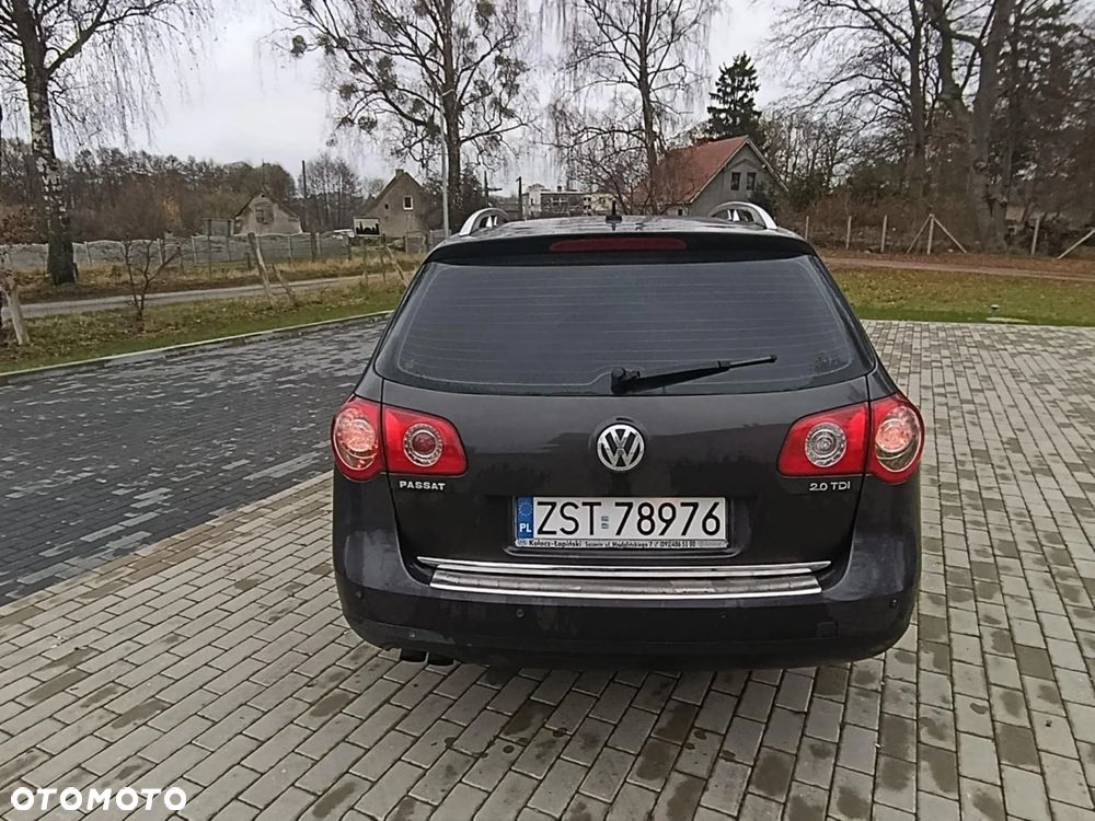 Volkswagen Passat Variant 2.0 TDI Highline - 4