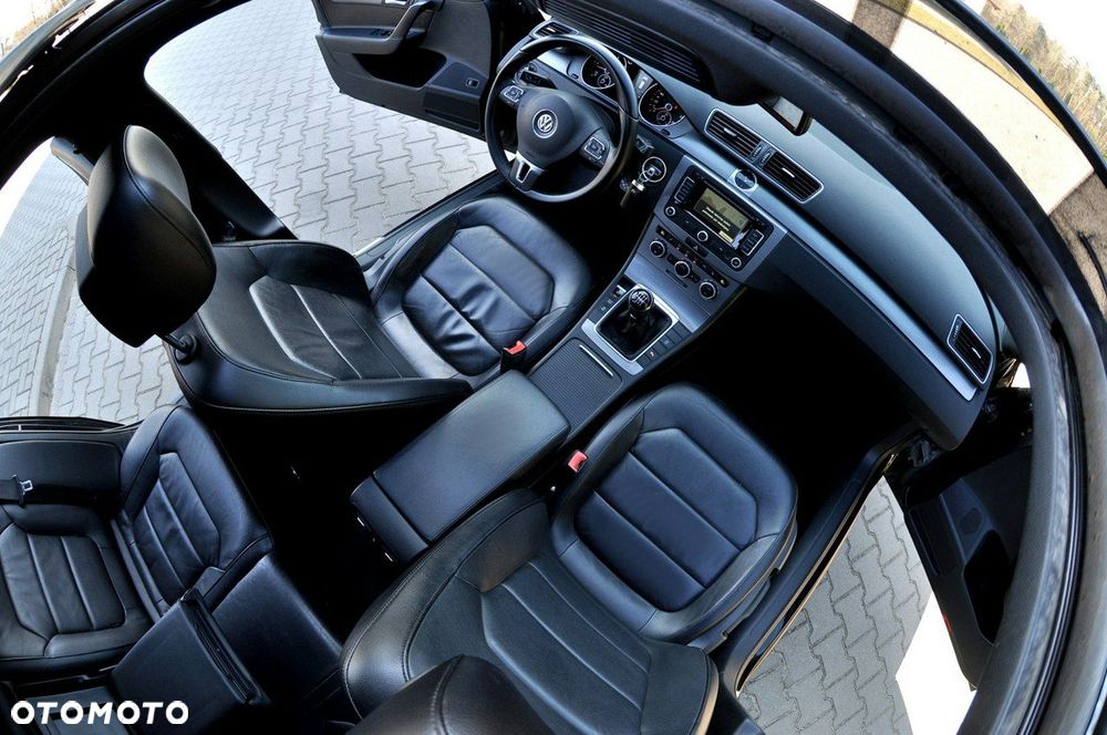 Volkswagen Passat Variant - 8