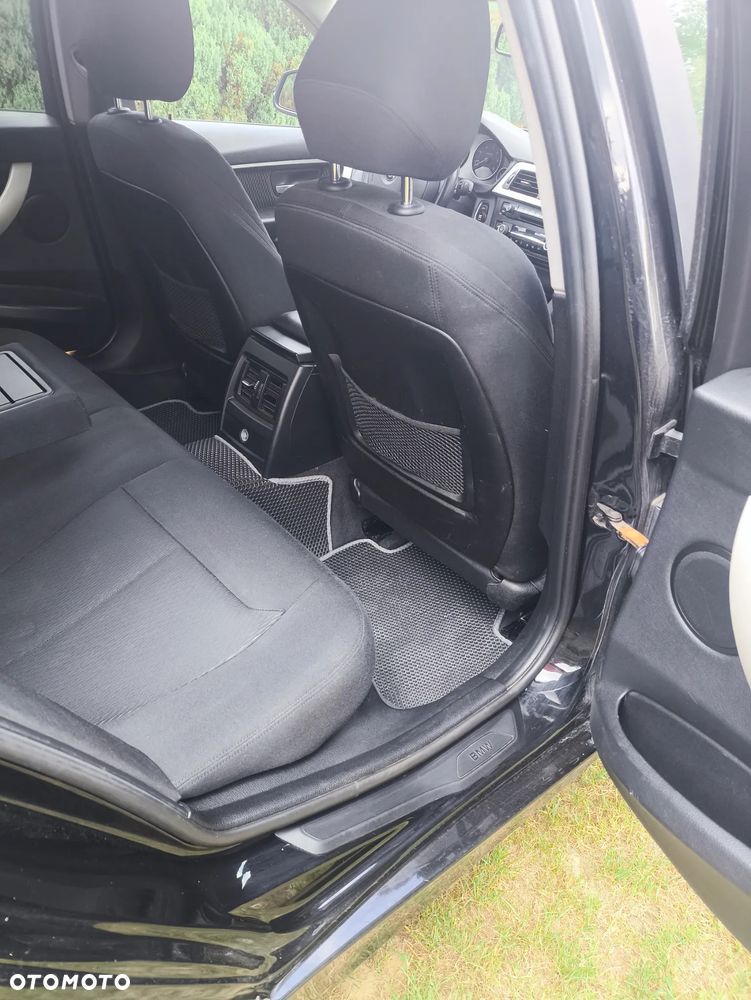BMW Seria 3 320d - 11