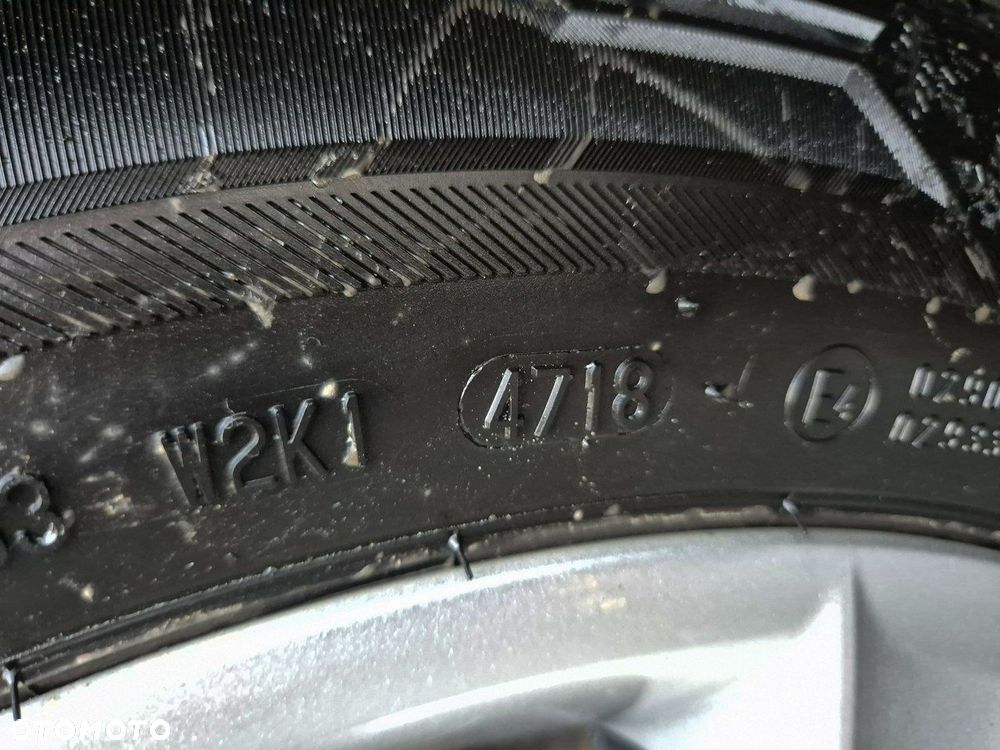 Volvo V60 D3 Momentum - 8