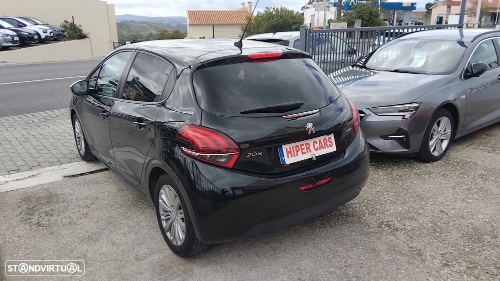 Peugeot 208 1.2 PureTech Style - 10