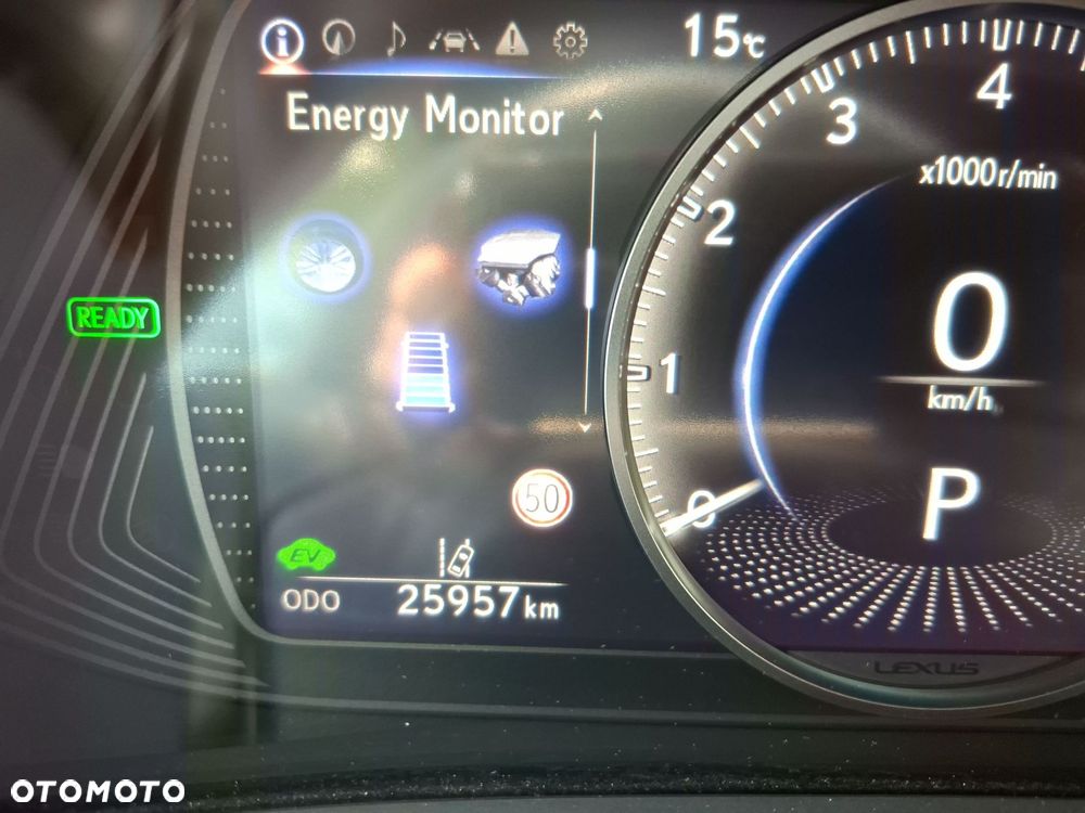Lexus UX 250h GPF F Sport Design 2WD - 32