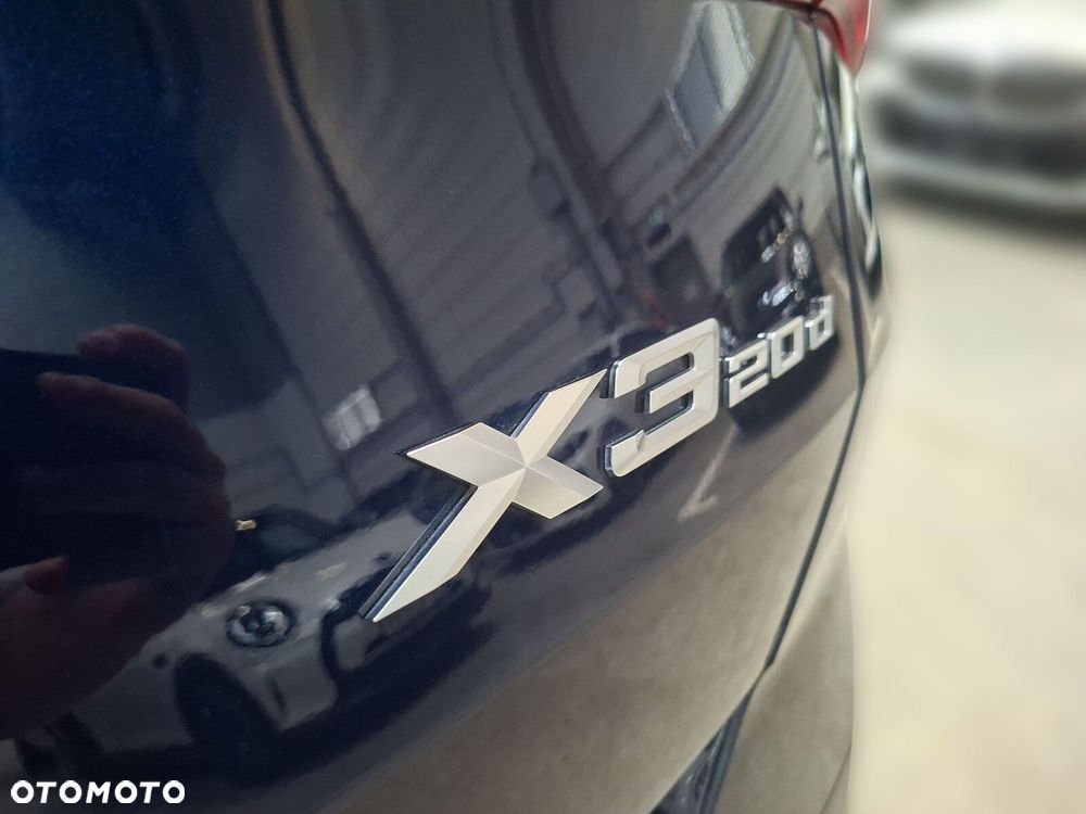 BMW X3 xDrive20d mHEV - 23