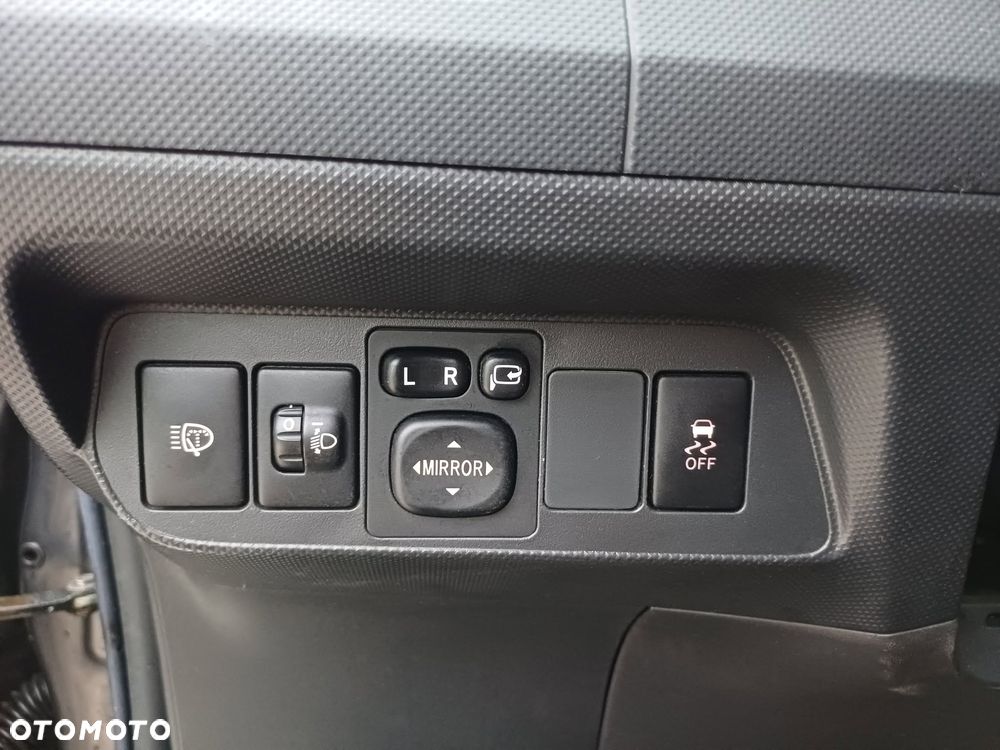 Toyota Auris 1.6 Valvematic Life - 32