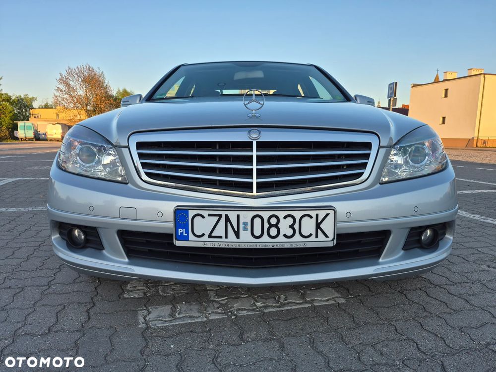 Mercedes-Benz Klasa C 220 CDI BlueEff Classic - 3
