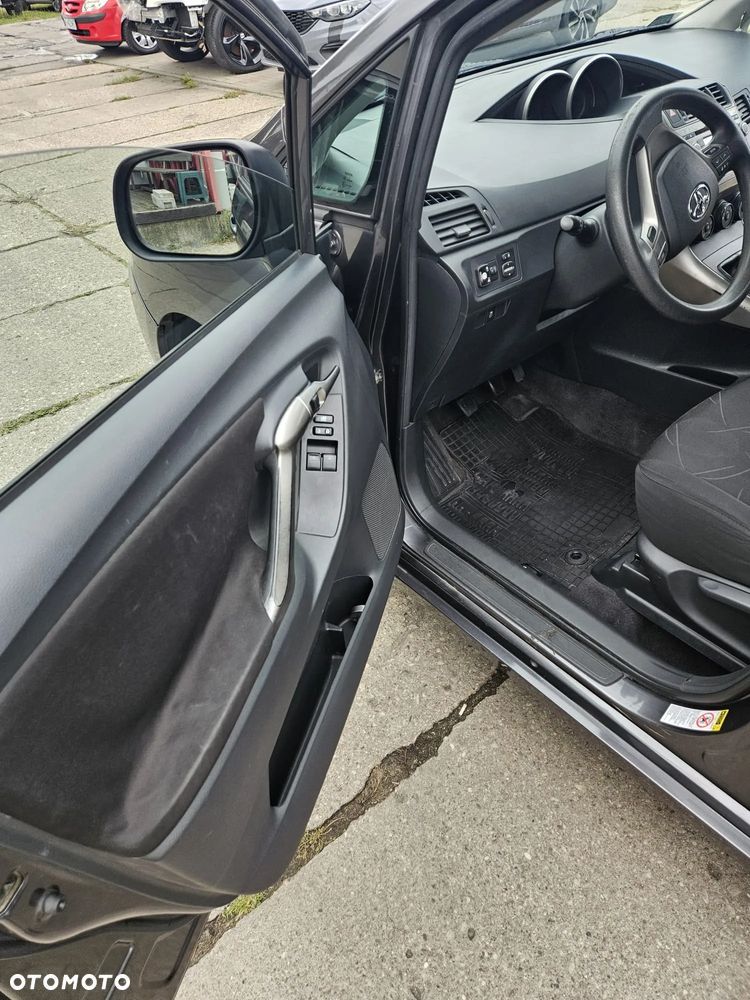 Toyota Verso 1.6 Luna EU5 - 28