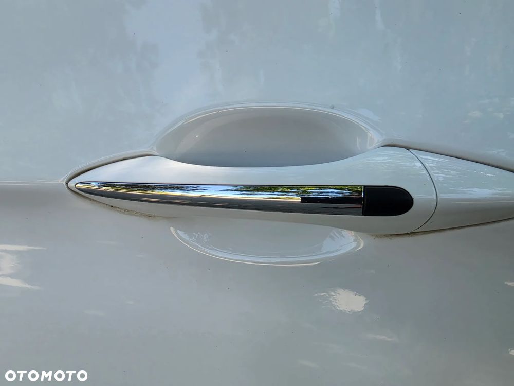 Hyundai i40 Kombi 1.7 CRDi DCT Premium - 31