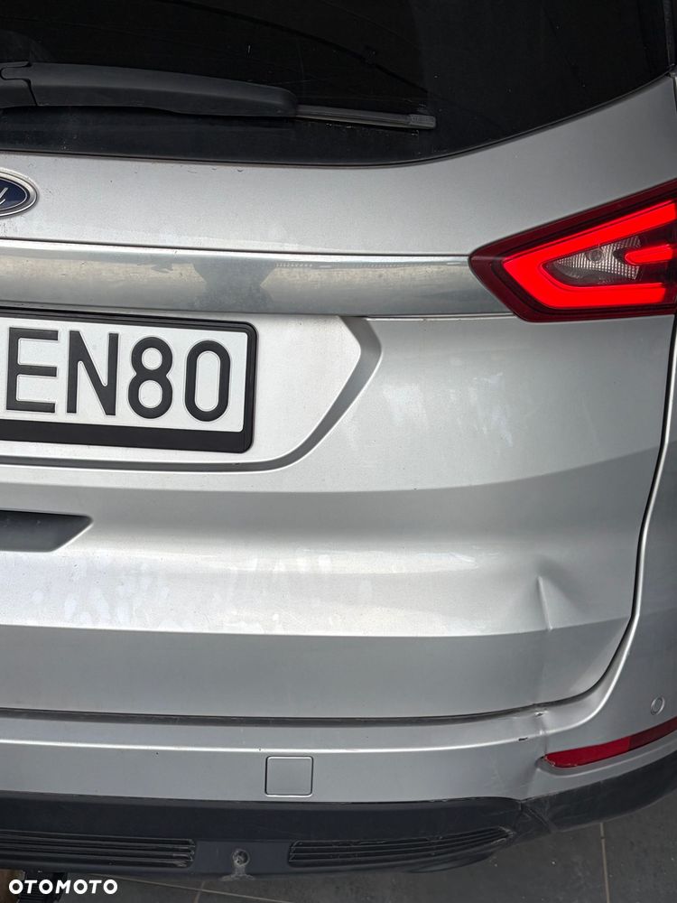 Ford S-Max - 8