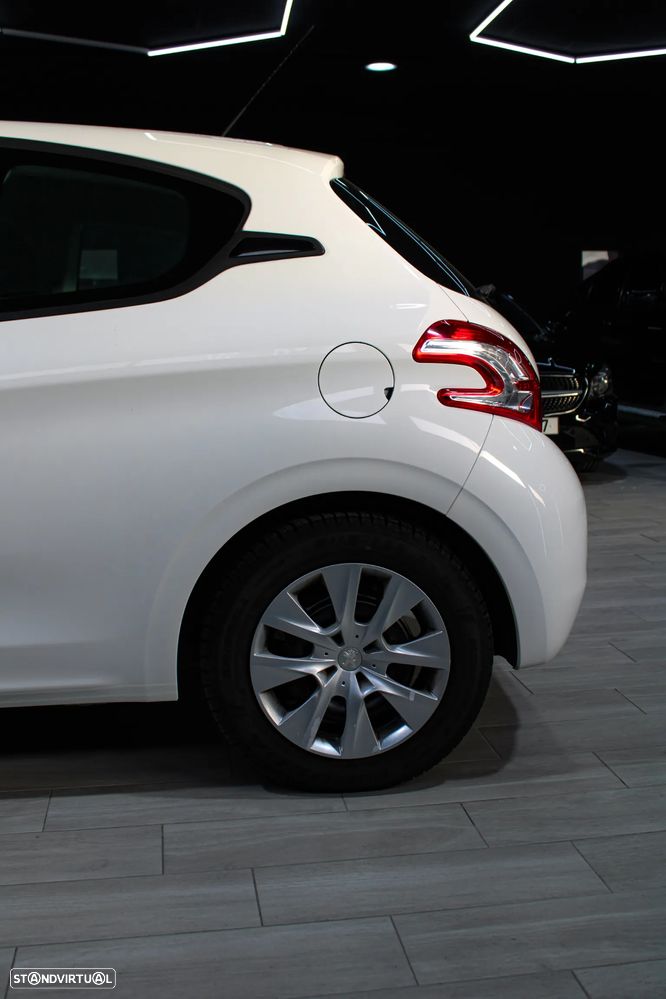 Peugeot 208 1.2 VTi Active - 21