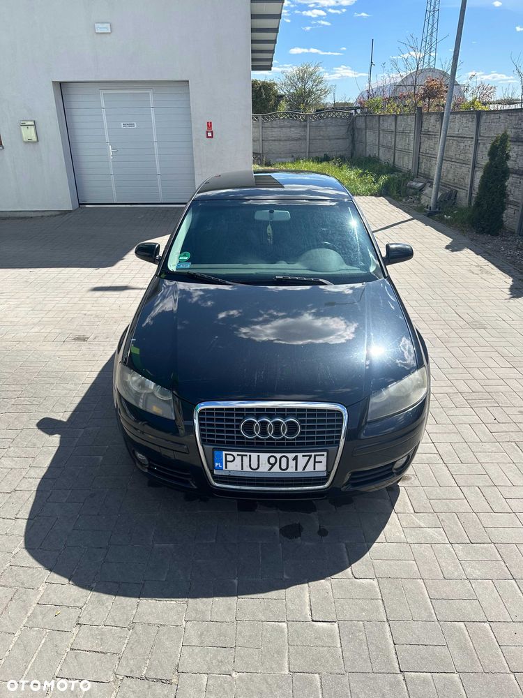 Audi A3 Sportback - 1
