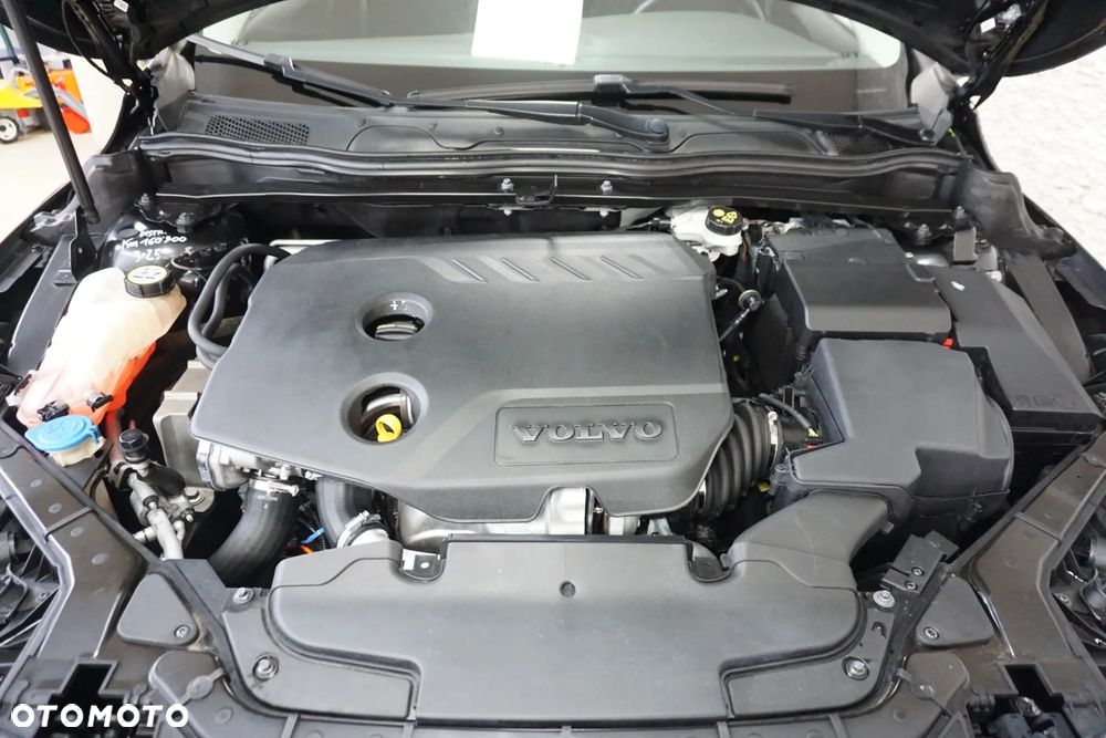 Volvo V40 D2 Kinetic - 15