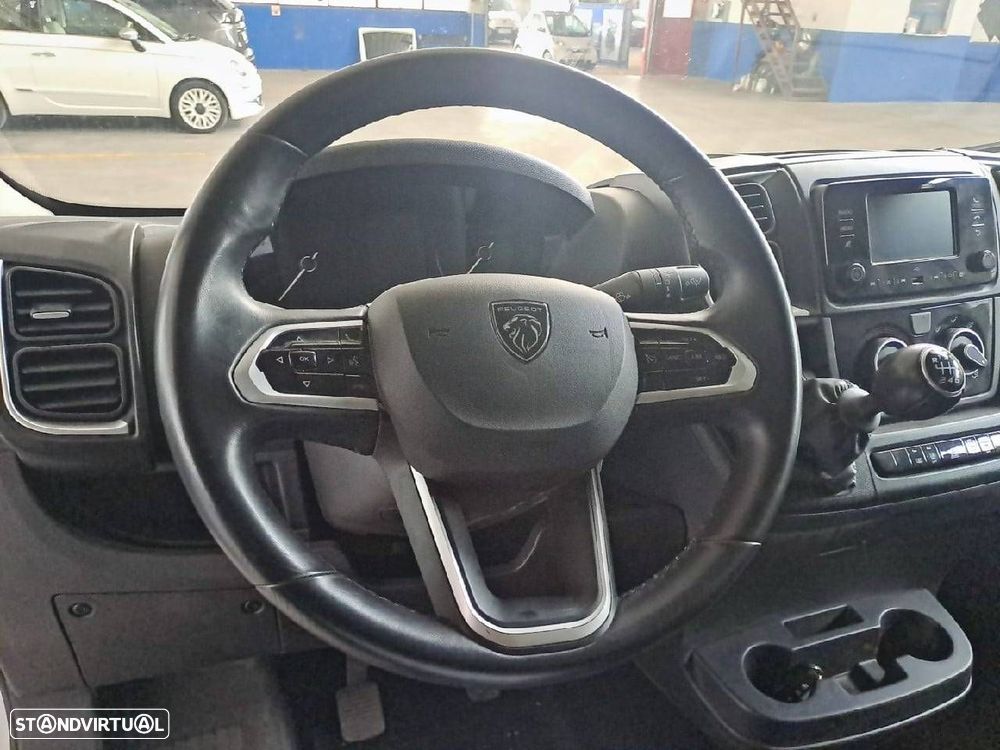 Peugeot Boxer 2.2 BlueHDi 140 S&S 335 L2H2 - 12