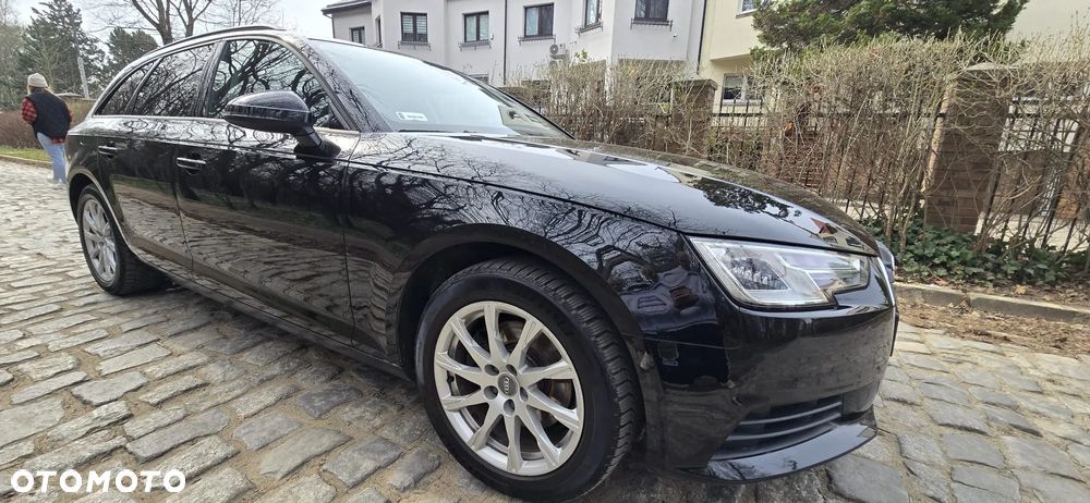 Audi A4 Avant 2.0 TFSI ultra Design S tronic - 10