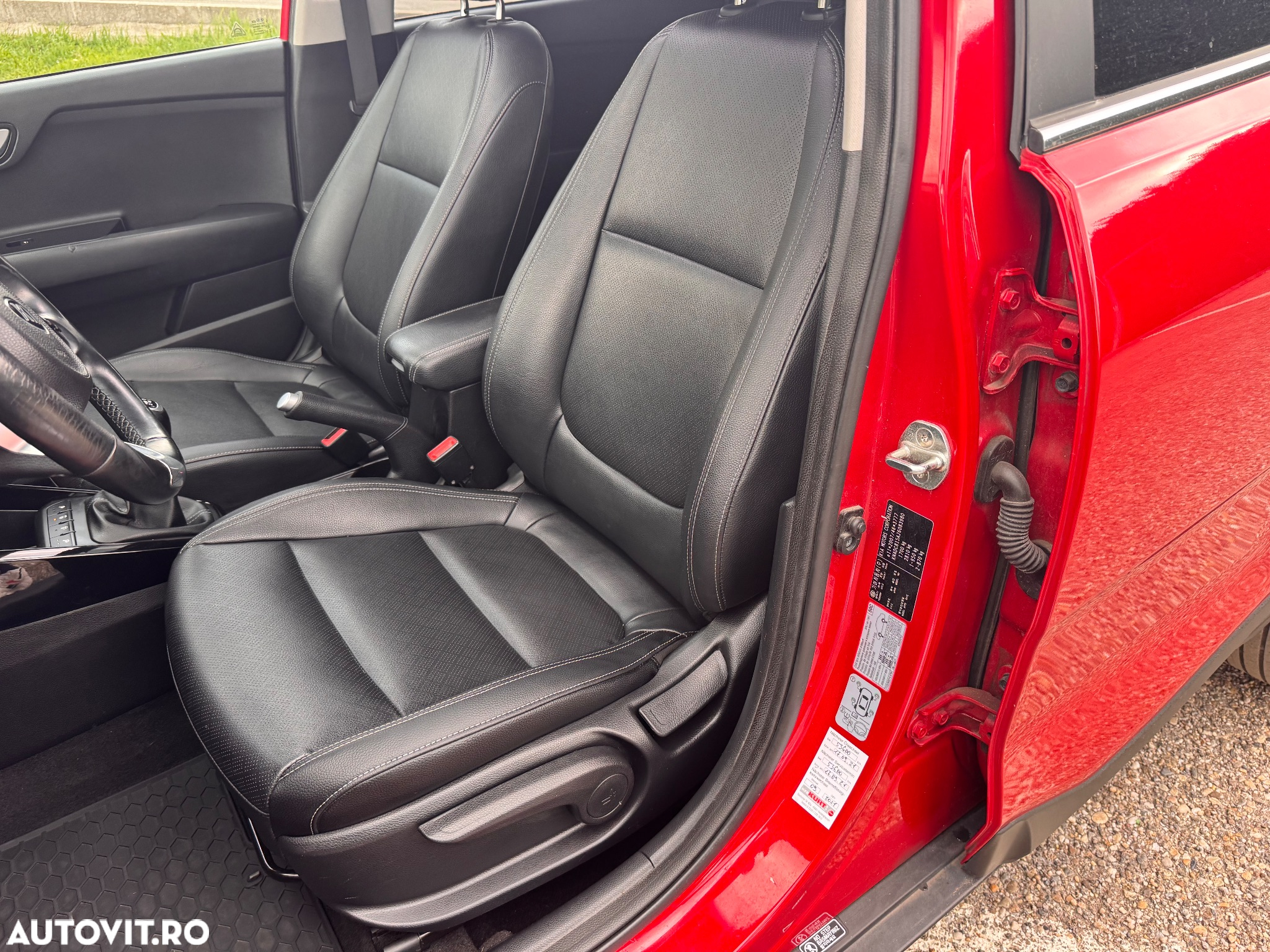 Kia Stonic 1.6 CRDi Platinum Edition - 25