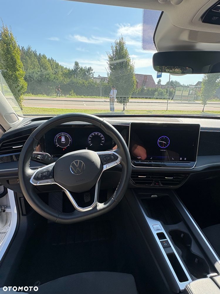 Volkswagen Passat - 27