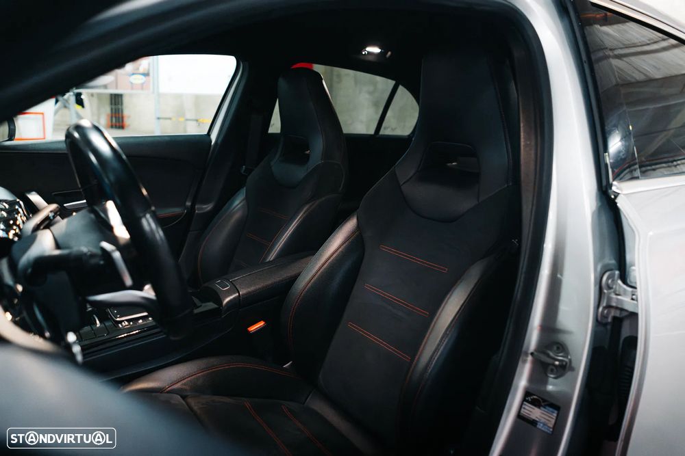 Mercedes-Benz A 180 d 7G-DCT AMG Line - 18