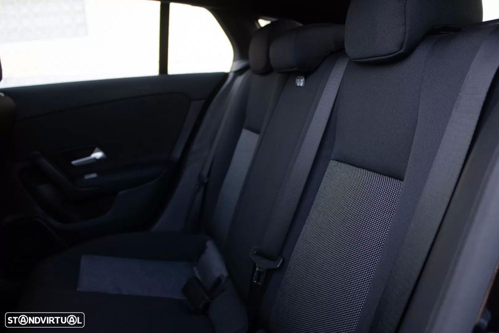 Mercedes-Benz CLA 180 d Shooting Brake Progressive Aut. - 14