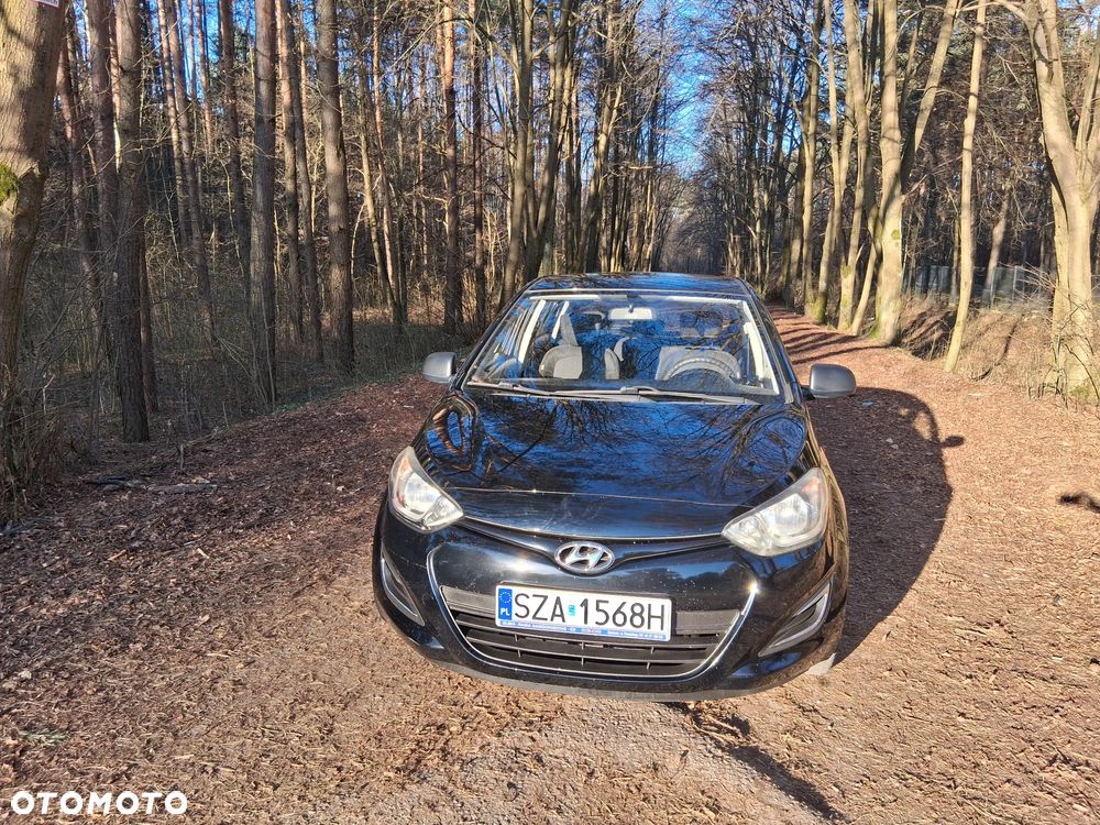 Hyundai i20 - 19
