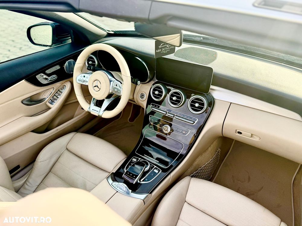 Mercedes-Benz C 300 Cabrio 9G-TRONIC AMG Line - 9