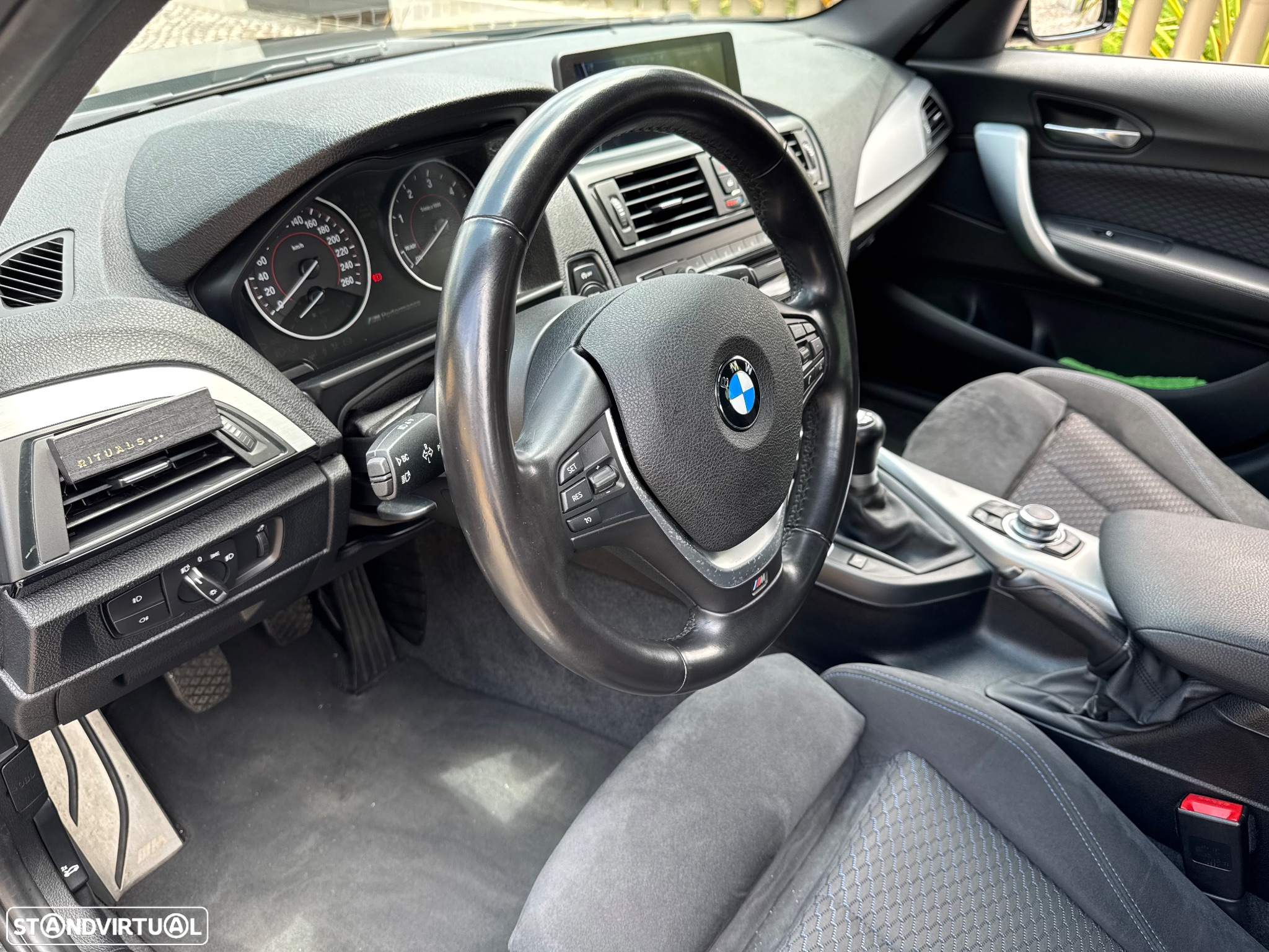 BMW 125 d Pack M - 18