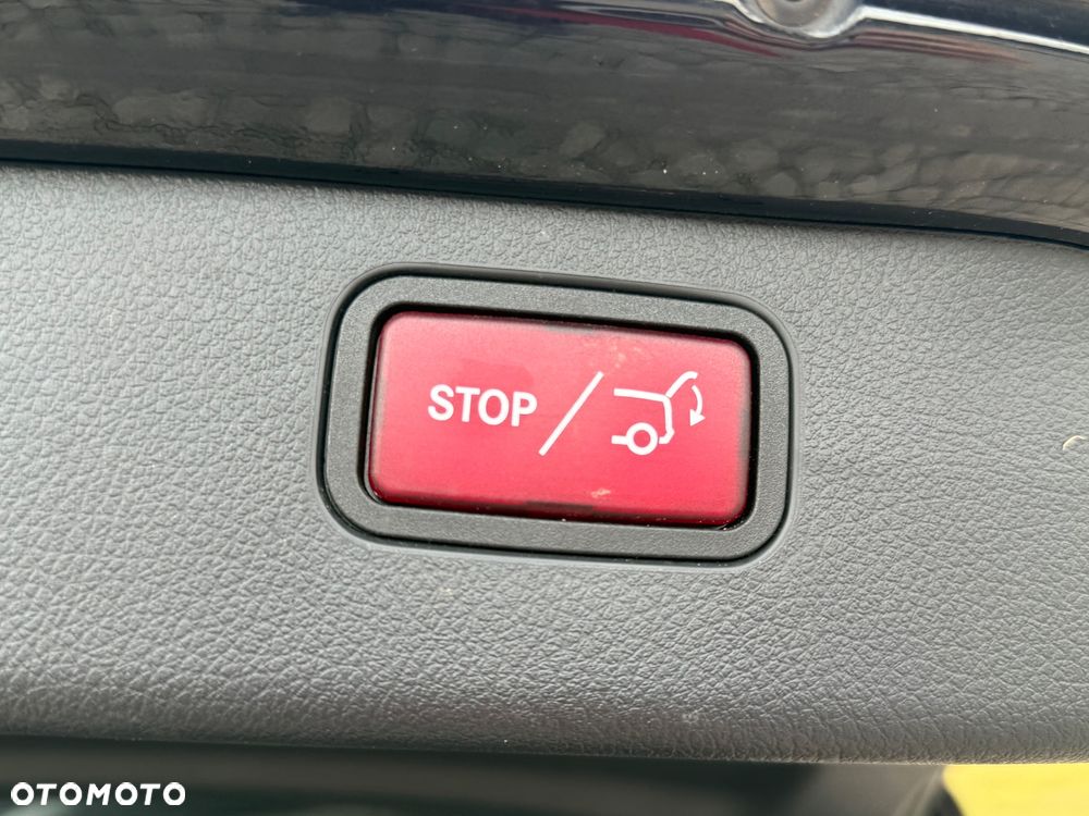 Mercedes-Benz Klasa C 220 d 9G-TRONIC AMG Line - 34