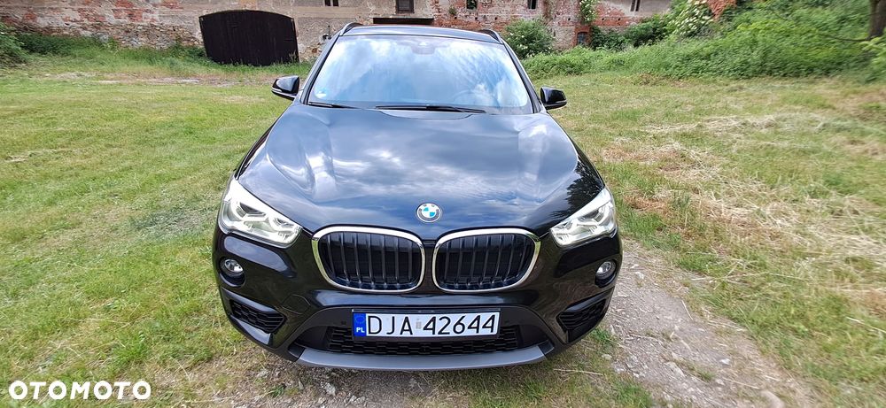 BMW X1 xDrive20i Advantage sport - 3