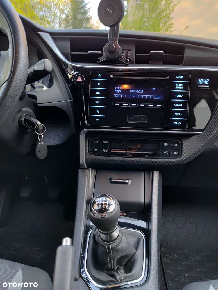 Toyota Auris 1.6 Active - 8