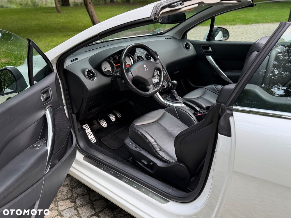 Peugeot 308 CC - 12