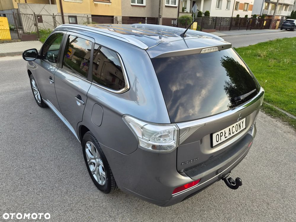 Mitsubishi Outlander - 17