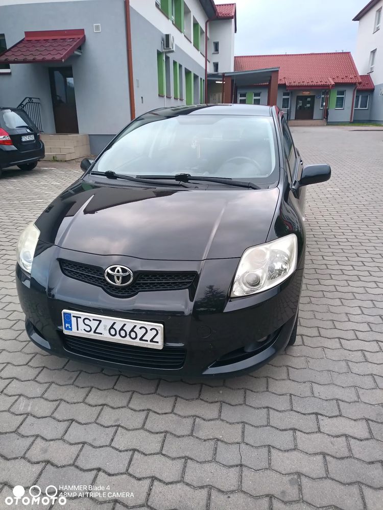 Toyota Auris 1.6 VVT-i Executive - 1