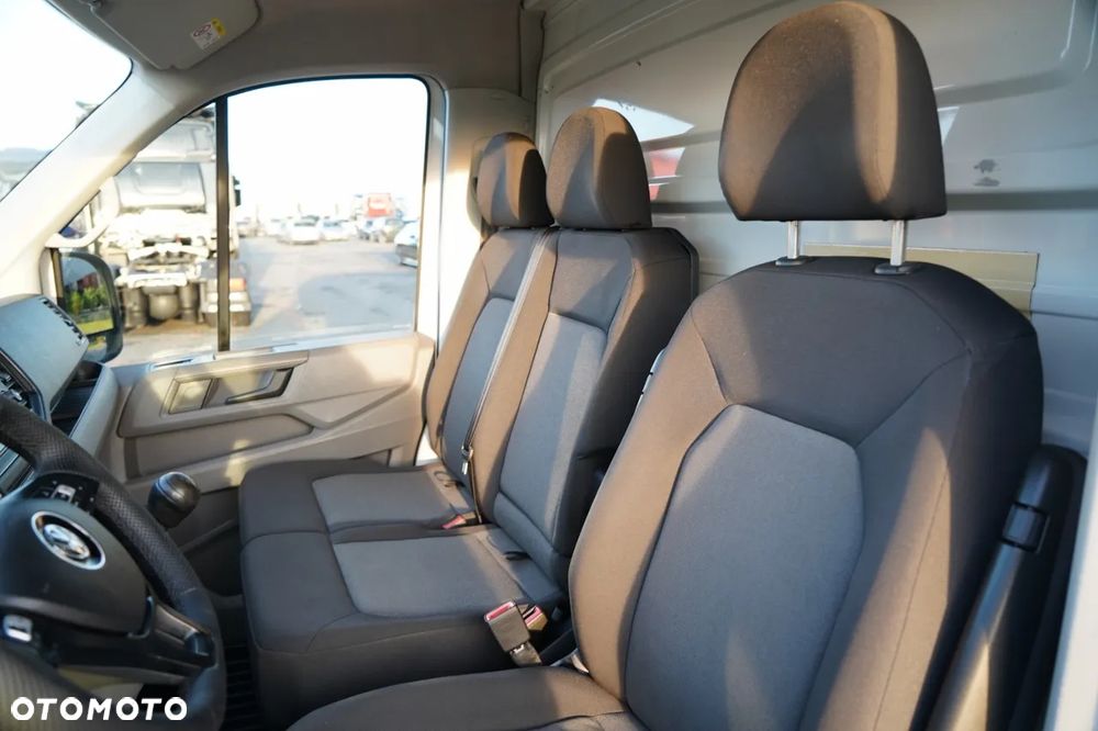 Volkswagen CRAFTER / KONTENER / WINDA /  2019 ROK / BLIŹNIAK / 3 MIEJSCA / - 27