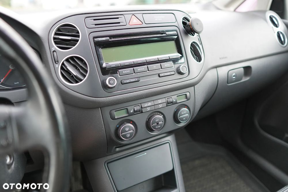 Volkswagen Golf Plus 1.9 TDI DPF Comfortline - 10