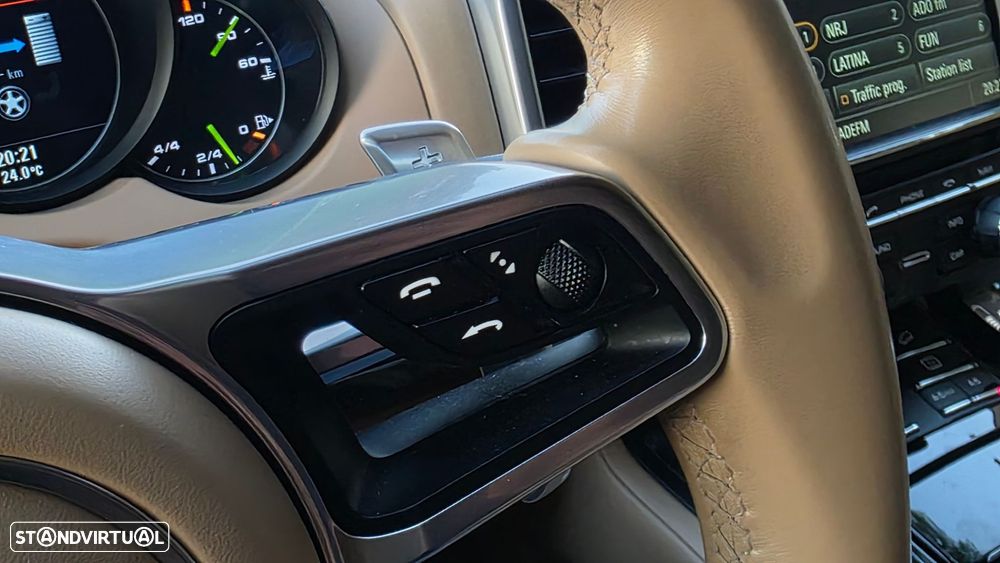 Porsche Cayenne S E-Hybrid Platinum Edition - 49