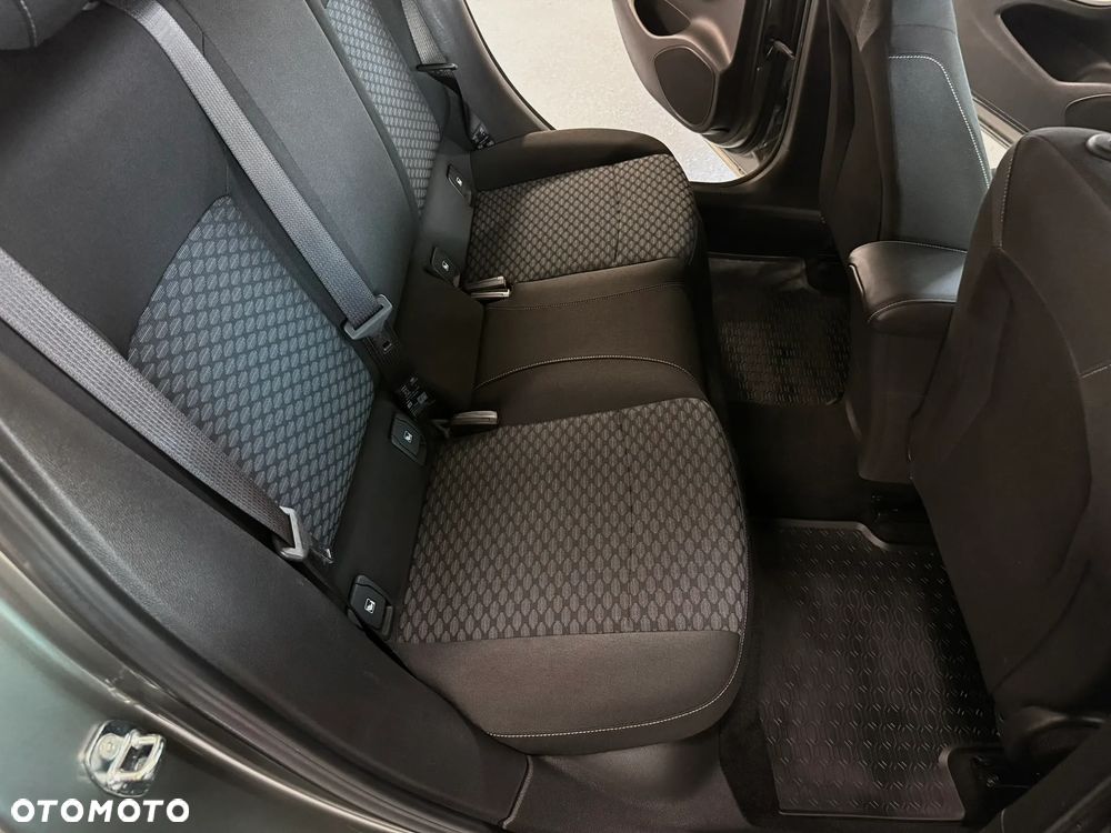 Opel Astra 1.4 T Enjoy S&S - 19