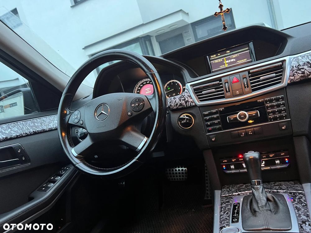 Mercedes-Benz Klasa E - 7