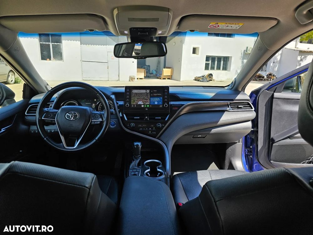 Toyota Camry 2.5 Hybrid Exclusive - 15